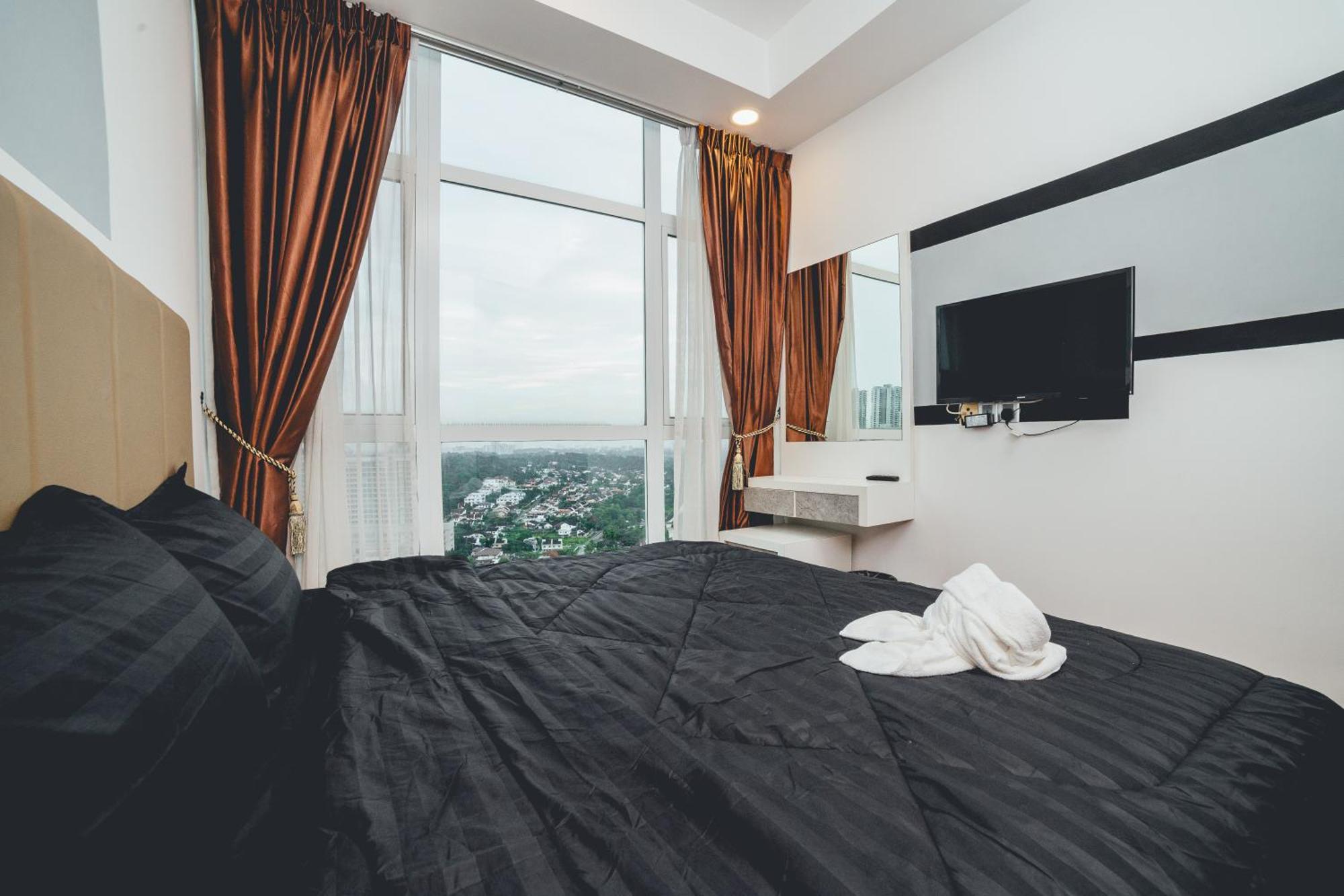 Paragon Residence 2Br4Pax Sleek Stay Nr Ciq Midvalley By Our Stay Джохор Бахру Екстериор снимка