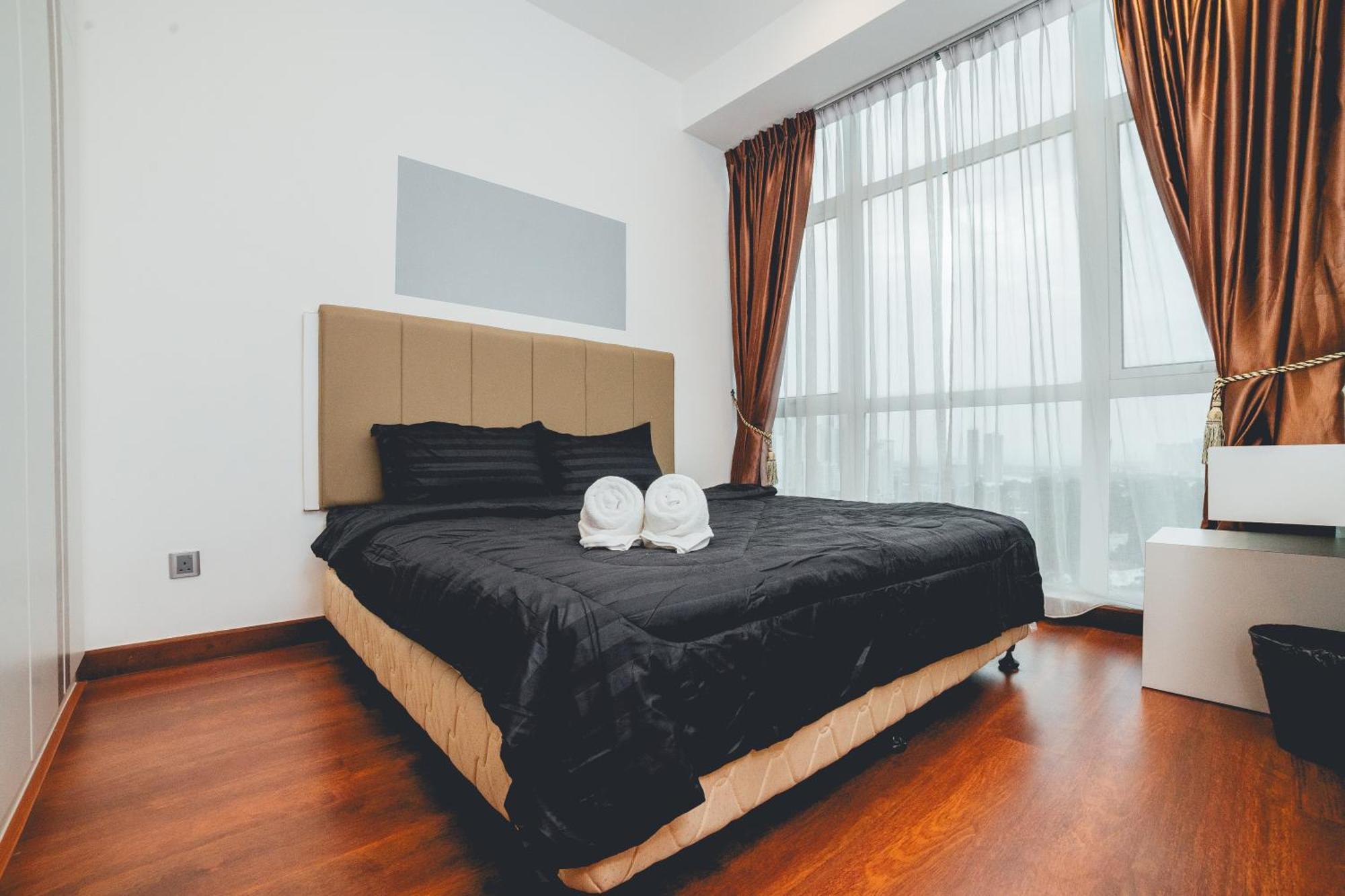 Paragon Residence 2Br4Pax Sleek Stay Nr Ciq Midvalley By Our Stay Джохор Бахру Екстериор снимка